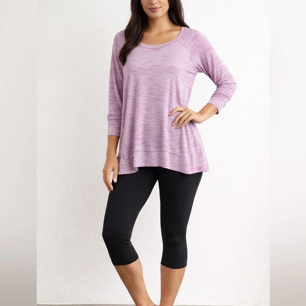 Champion elite size large long sleeve lightweight top, light purple & white mix